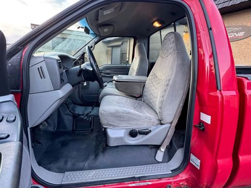 Used 2000 Ford F250 4x4 Regular Cab Super Duty image 3