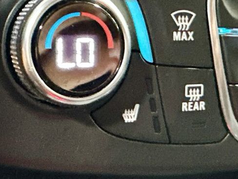 Used 2019 Chevrolet Traverse LT w/ LPO, Floor Liner Package image 20