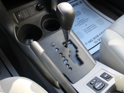 Used 2009 Toyota RAV4 2WD image 11