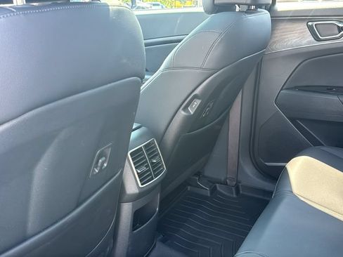 Used 2024 Kia Sportage X-Line AWD/4WD image 33