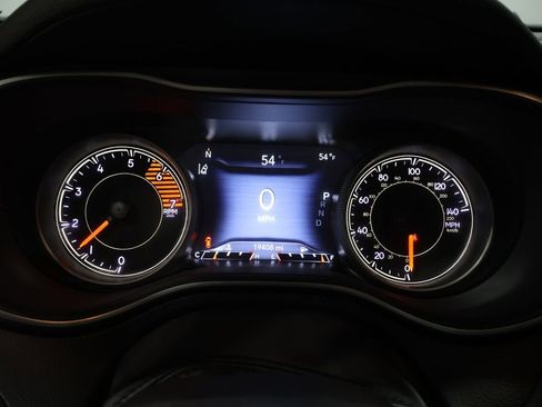 Used 2022 Jeep Cherokee Latitude Lux image 38