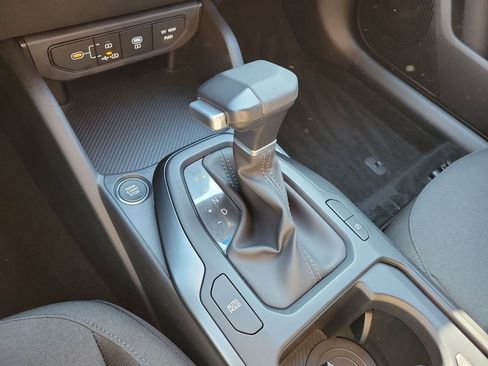 New 2026 Kia K4 LXS image 34