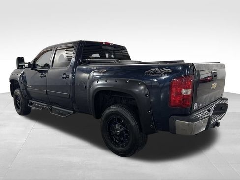 Used 2008 Chevrolet Silverado 2500 LTZ w/ Safety Package AWD/4WD image 3