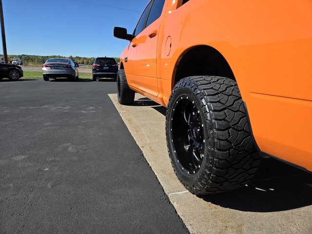 Used 2015 RAM 1500 Sport w/ Ignition Orange Sport Package AWD/4WD image 10