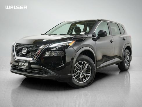 Used 2021 Nissan Rogue S AWD/4WD image 1