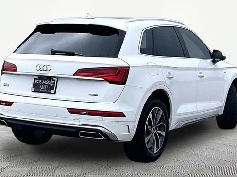 Used 2023 Audi Q5 2.0T Premium Plus w/ Premium Plus Package AWD/4WD image 2