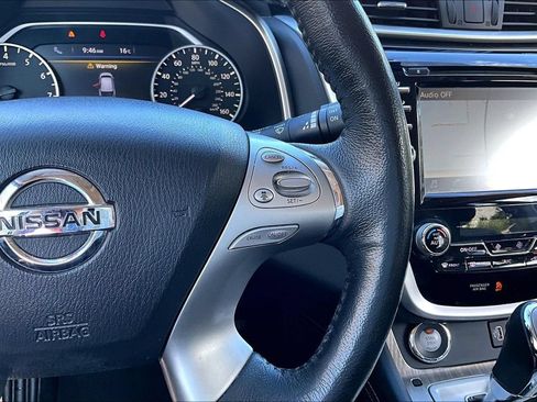 Used 2018 Nissan Murano S AWD/4WD image 12