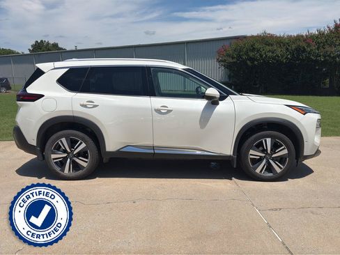 Certified 2023 Nissan Rogue SL w/ SL Premium Package AWD/4WD image 2