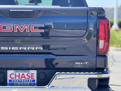 Certified 2025 GMC Sierra 1500 SLT AWD/4WD image 7