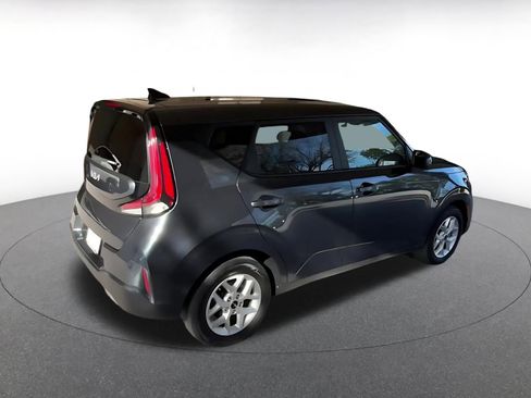 Used 2025 Kia Soul LX w/ LX Technology Package image 15