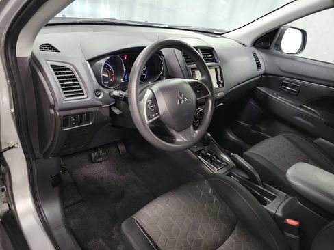 Used 2024 Mitsubishi Outlander Sport ES AWD/4WD image 15