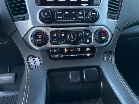 Used 2019 GMC Yukon SLT image 23