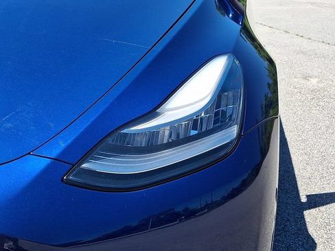 Used 2020 Tesla Model Y Long Range AWD/4WD image 11