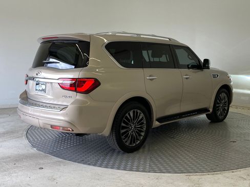 Used 2024 INFINITI QX80 Sensory w/ Cargo Package image 8
