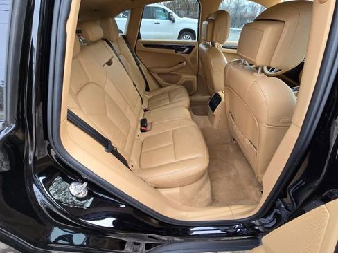 Used 2016 Porsche Macan S AWD/4WD image 13