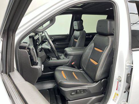 Certified 2025 GMC Sierra 2500 AT4 AWD/4WD image 12