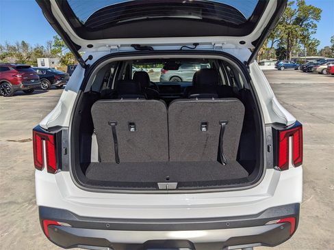 Certified 2025 Kia Sorento SX image 14