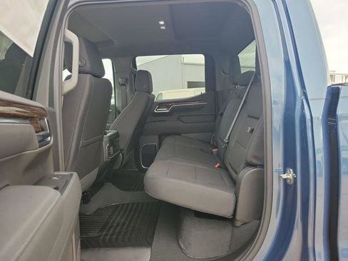 New 2026 GMC Sierra 1500 Elevation w/ X31 Off-Road Package AWD/4WD image 9