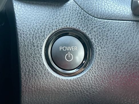 Used 2025 Toyota Camry LE w/ Convenience Package FWD image 19
