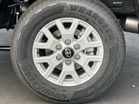 New 2026 Toyota Tacoma SR5 image 32