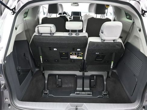 Certified 2024 Toyota Sienna LE w/ LE Plus Package image 32
