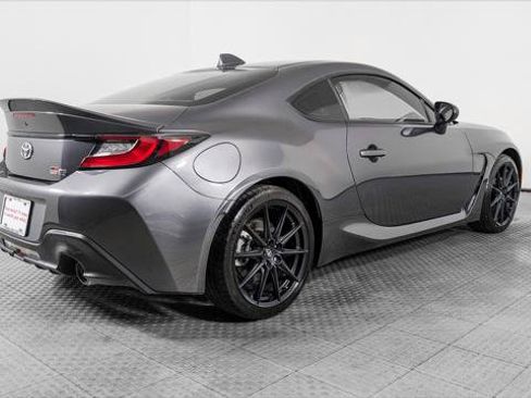Used 2023 Toyota GR86 Premium RWD image 8