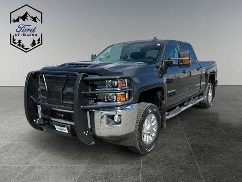 Used 2019 Chevrolet Silverado 2500 LT w/ LT Convenience Package image 1