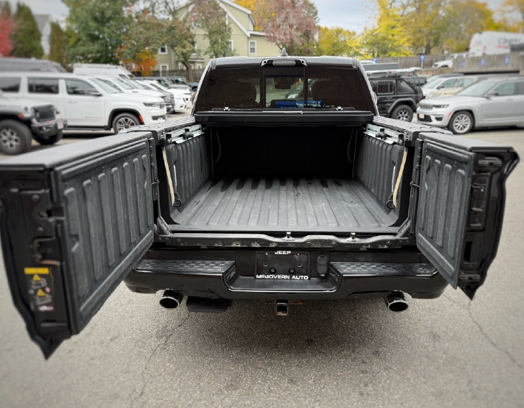 Used 2022 RAM 1500 Limited AWD/4WD image 34