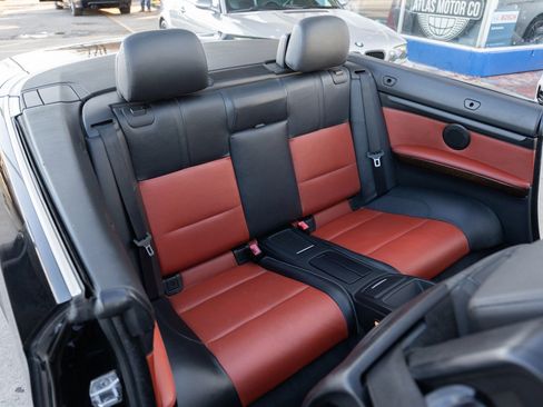 Used 2013 BMW M3 Convertible image 30