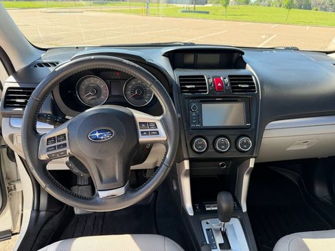 Used 2015 Subaru Forester 2.5i Limited AWD/4WD image 14