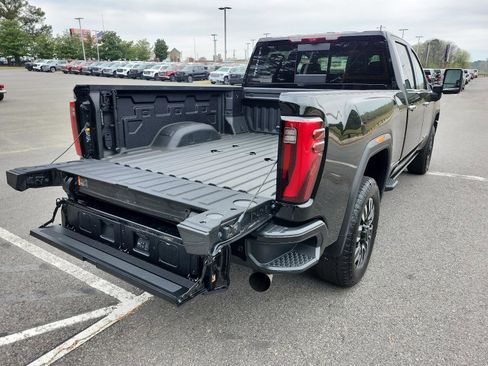 Certified 2025 GMC Sierra 2500 Denali Ultimate image 8