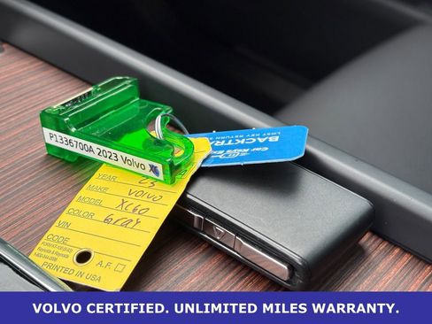 Certified 2023 Volvo XC60 B5 Plus AWD/4WD image 38