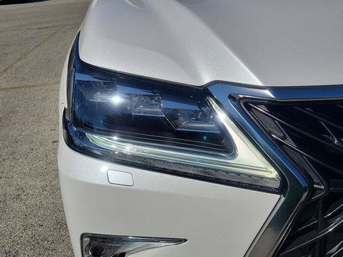 Certified 2020 Lexus LX 570 4WD w/ Sport Package image 9
