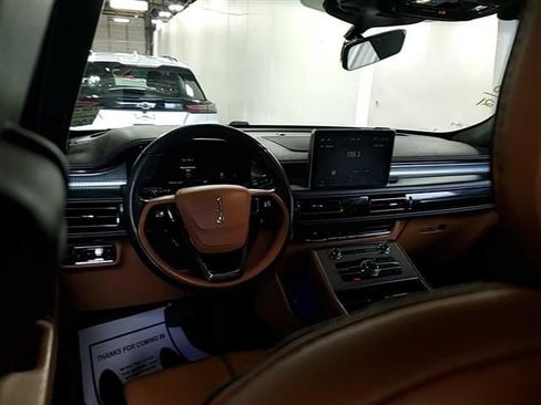 Used 2021 Lincoln Aviator Black Label image 5