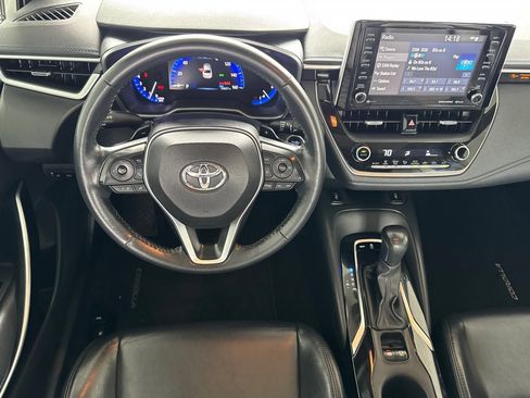 Used 2021 Toyota Corolla XSE image 18