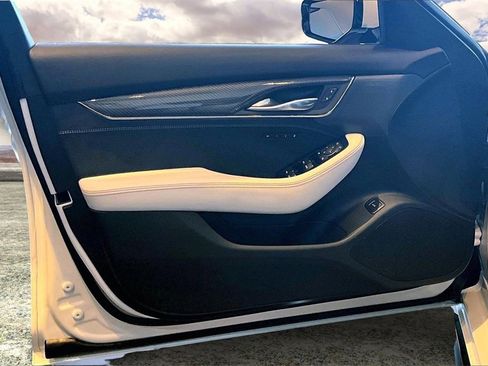 Used 2025 Cadillac CT5 V Blackwing w/ Precision Package image 20