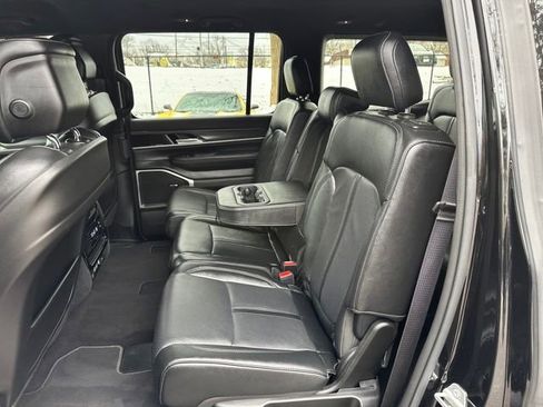 Used 2023 Jeep Wagoneer Series II image 20