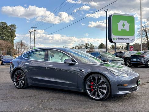 Used 2020 Tesla Model 3 Performance image 4