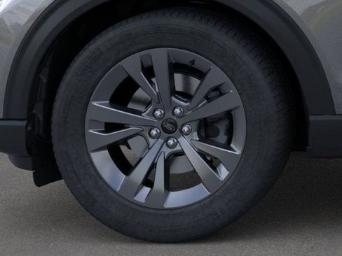 New 2026 Ford Explorer Active image 19