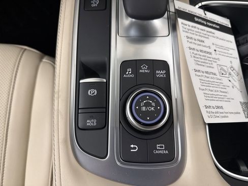 Certified 2025 INFINITI QX60 Luxe w/ Vision Package image 33