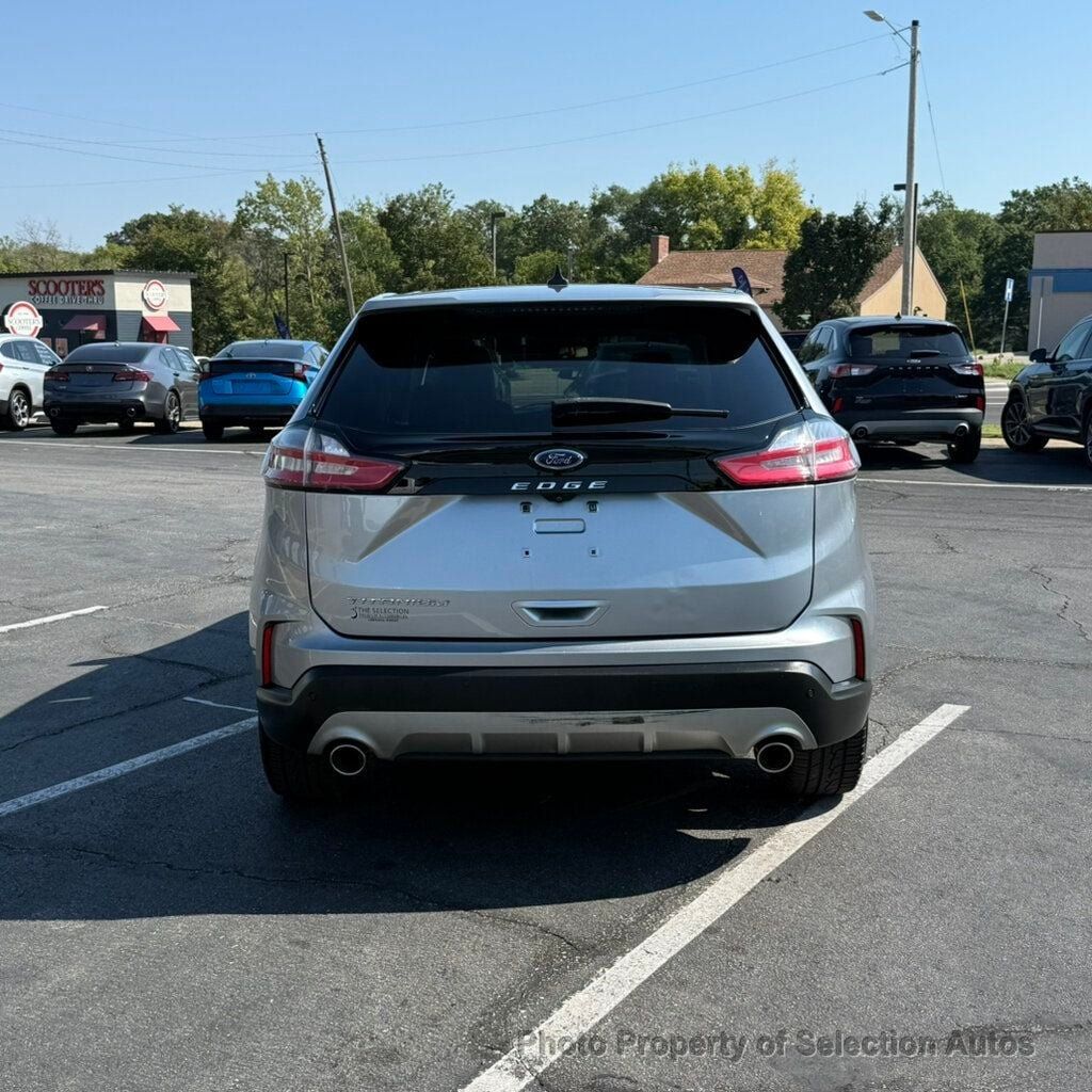 Used 2021 Ford Edge Titanium w/ Cargo Accessory Package FWD image 11