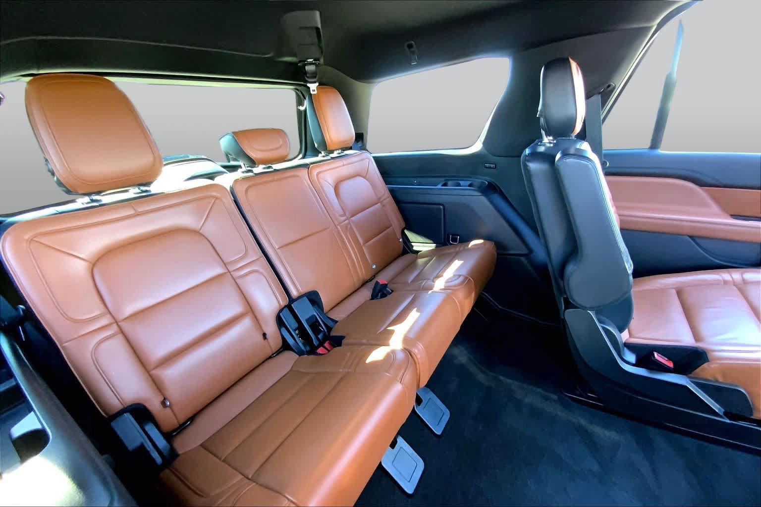 Used 2019 Lincoln Navigator Reserve w/ Cargo Package AWD/4WD image 19