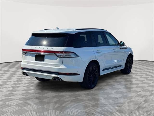 Certified 2023 Lincoln Aviator Reserve w/ Jet Package AWD/4WD image 7