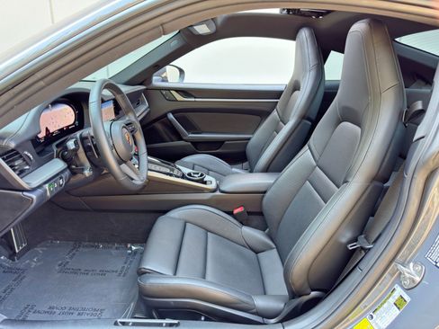 Used 2025 Porsche 911 Carrera w/ Premium Package RWD image 16
