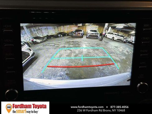 Used 2022 Toyota Highlander XLE image 25