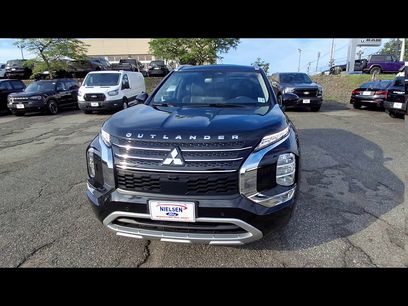 Used 2024 Mitsubishi Outlander SEL