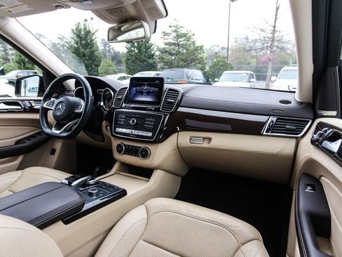 Used 2018 Mercedes-Benz GLE 43 AMG 4MATIC image 39