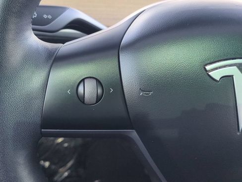 Used 2023 Tesla Model 3 Standard Range RWD image 12