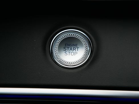 Used 2025 Genesis GV70 3.5T Sport w/ Sport Advanced Package image 29