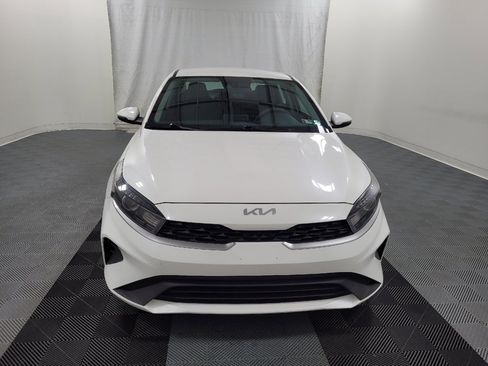 Used 2022 Kia Forte LXS w/ LXS Technology Package FWD image 14